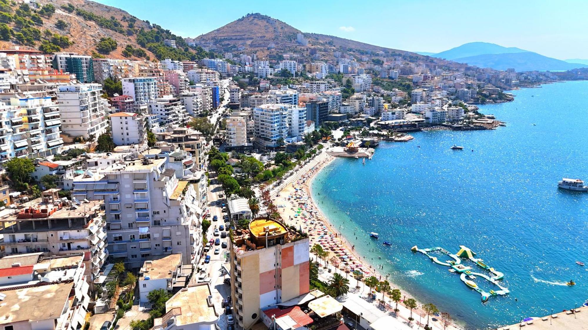 Deep Blue Rooftop - 111 Saranda Dış mekan fotoğraf