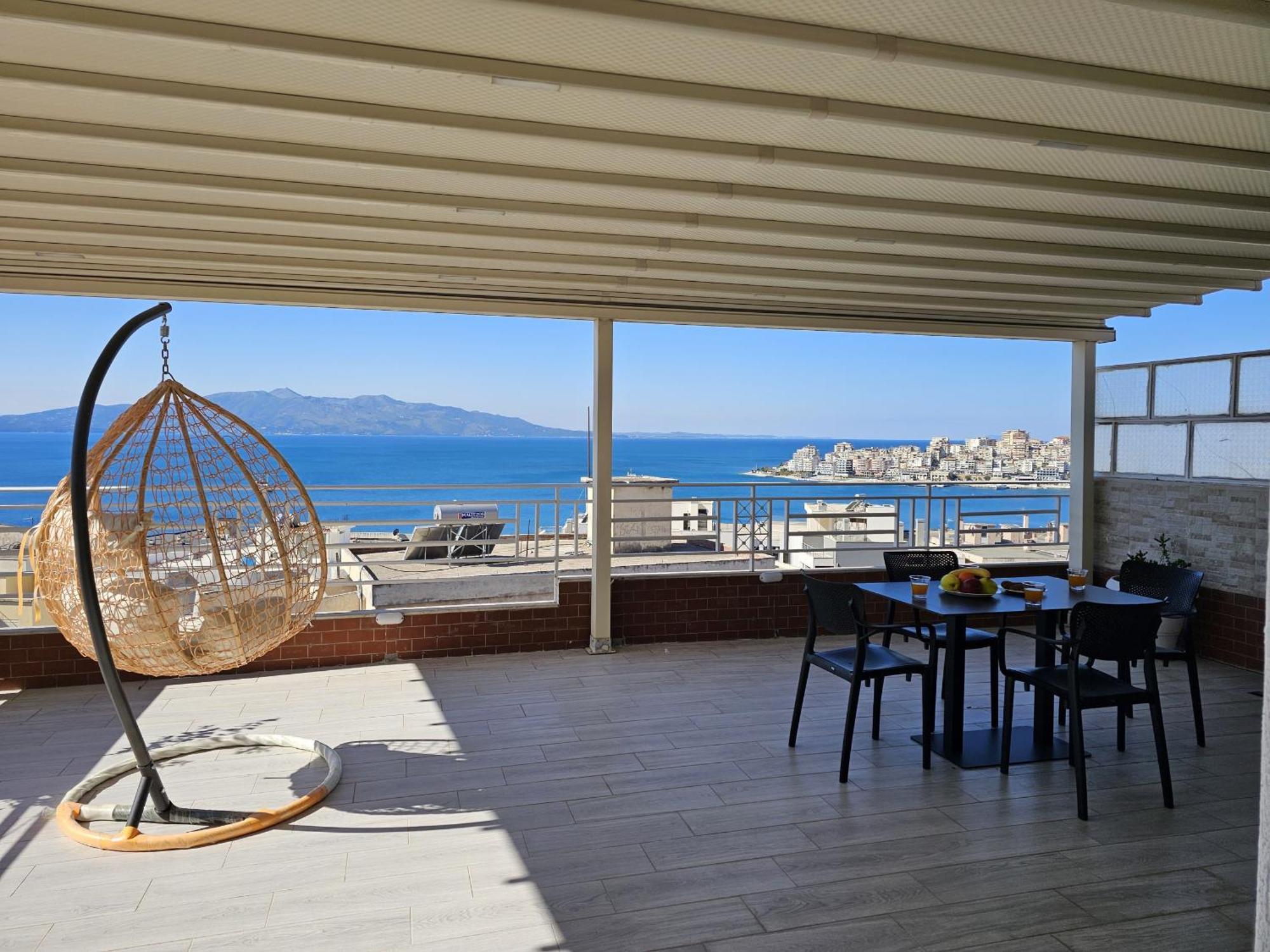 Deep Blue Rooftop - 111 Saranda Dış mekan fotoğraf