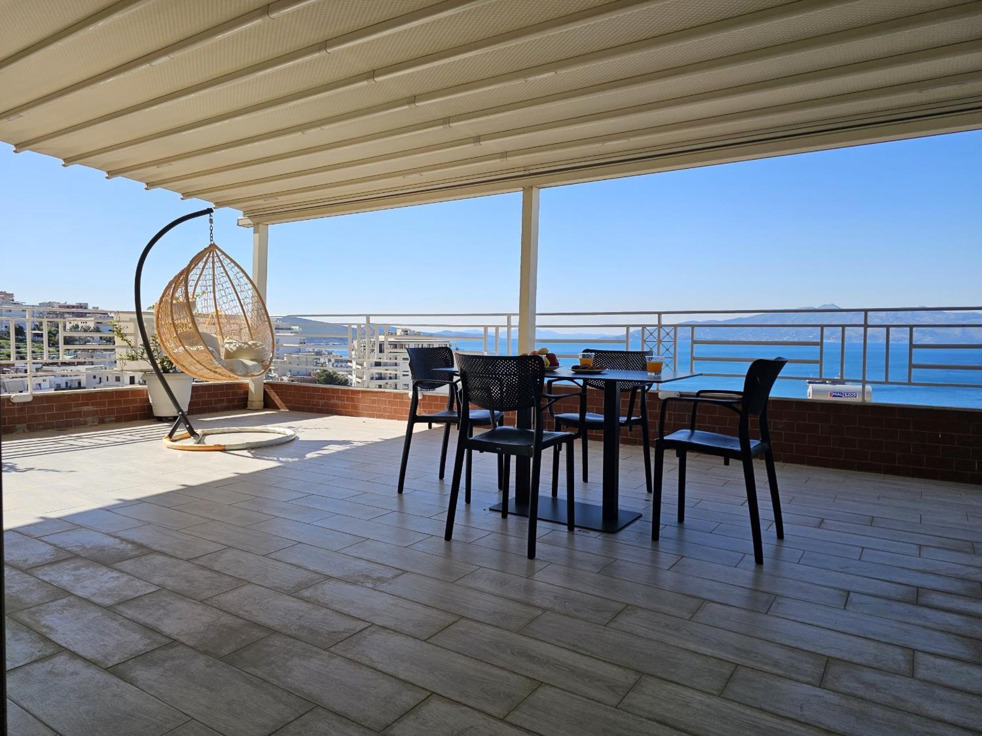 Deep Blue Rooftop - 111 Saranda Dış mekan fotoğraf