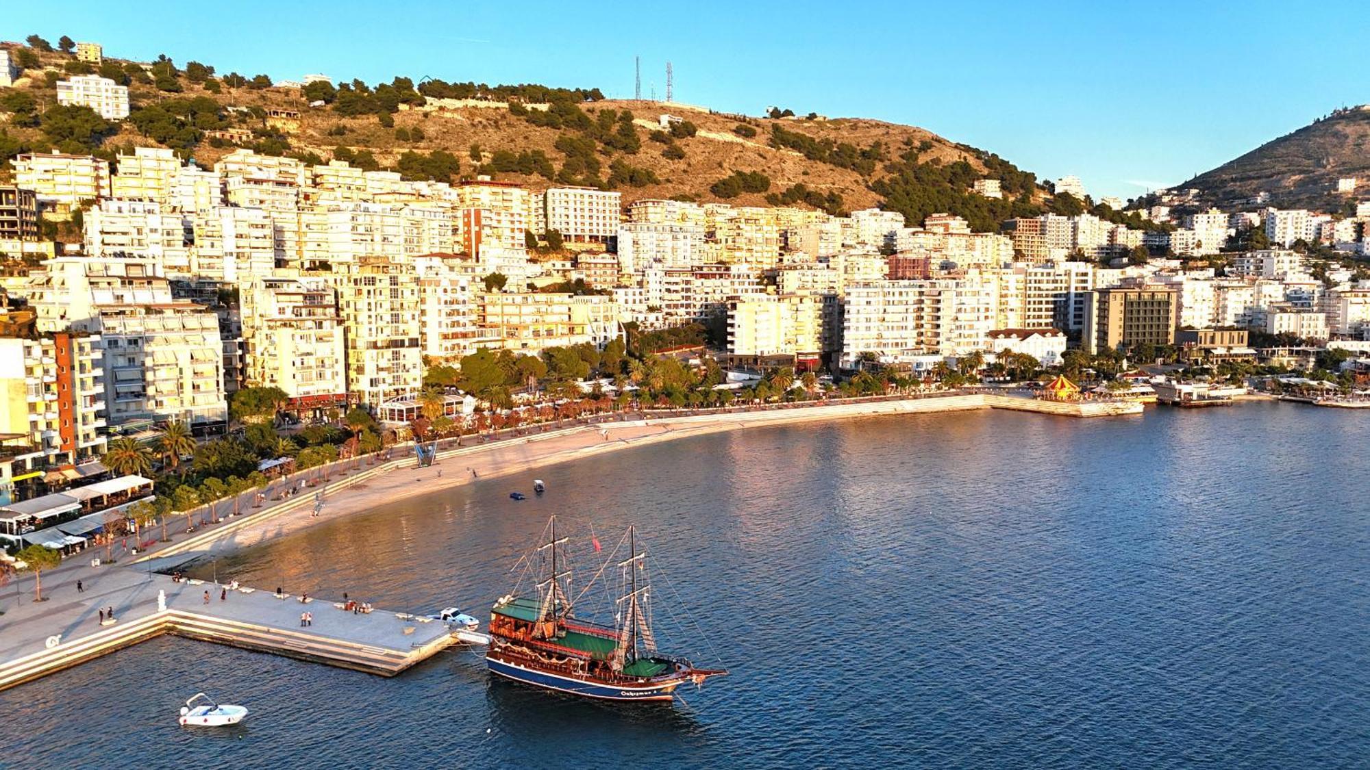 Deep Blue Rooftop - 111 Saranda Dış mekan fotoğraf